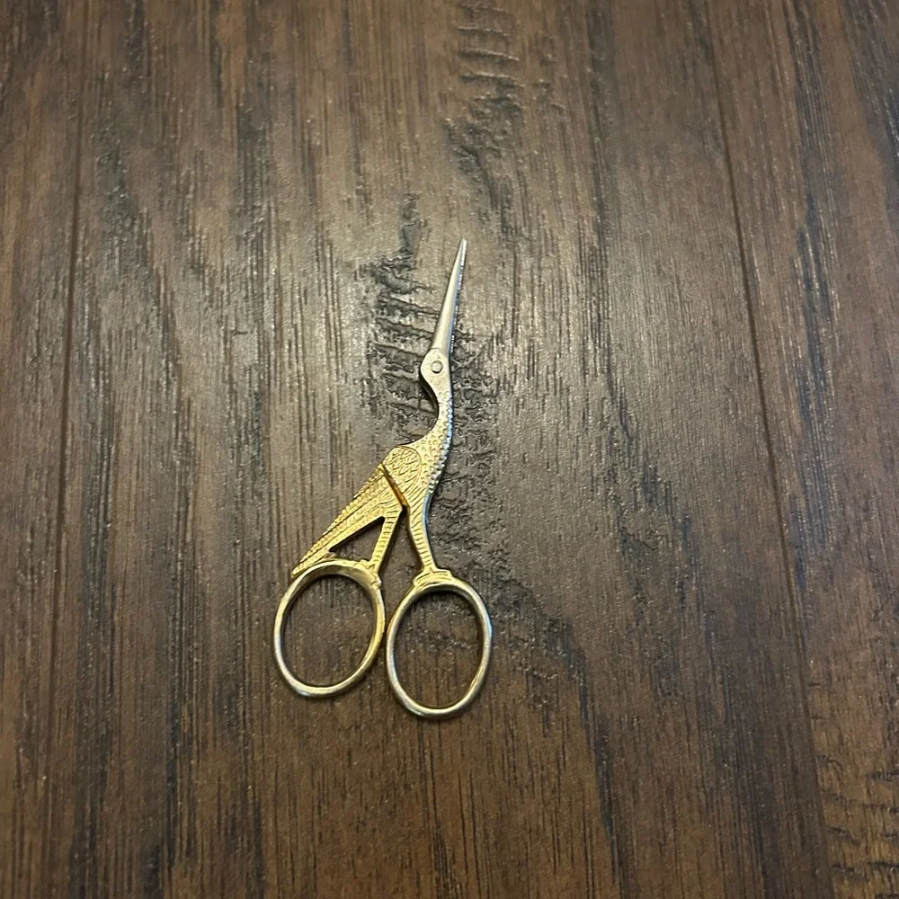 Antique Gold Stork Bird Embroidery Art Scissors